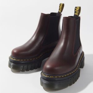 Dr. Martens Audrick Chelsea Boots, Charro, US 9/ EU 41, Like New EUC! Gorgeous!